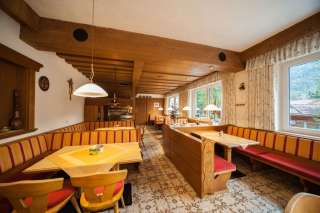Gaststube Hotel Waldhof