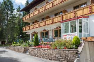 Eingangsbereich Hotel Waldhof